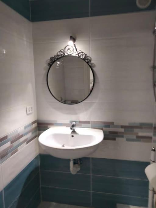 La Casa Del Ponte Love Apartment Наполи Екстериор снимка